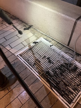 二子玉川店の飲食店のエアコン分解内部洗浄サムネイル